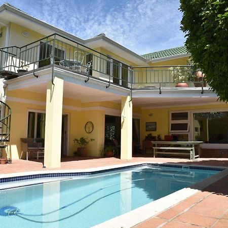 On Pinewood Guest House كيب تاون المظهر الخارجي الصورة