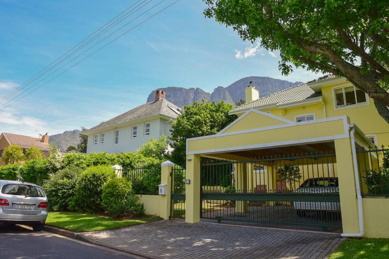 On Pinewood Guest House كيب تاون المظهر الخارجي الصورة