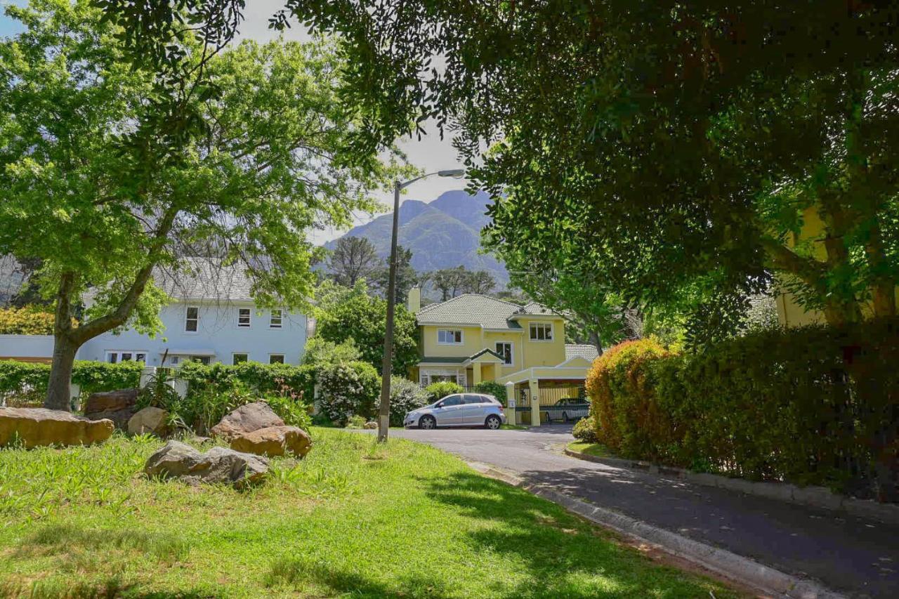 On Pinewood Guest House كيب تاون المظهر الخارجي الصورة