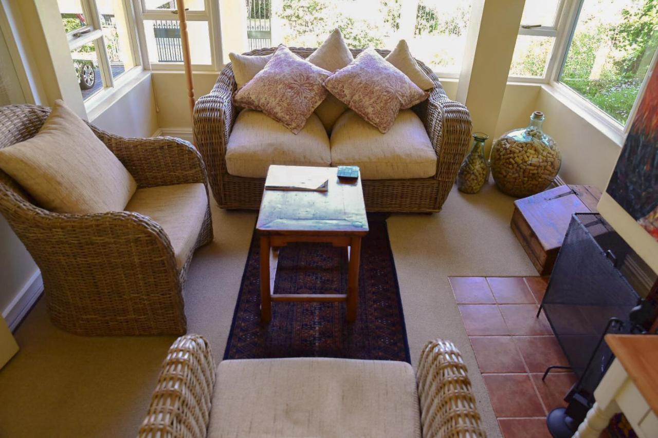 On Pinewood Guest House كيب تاون المظهر الخارجي الصورة