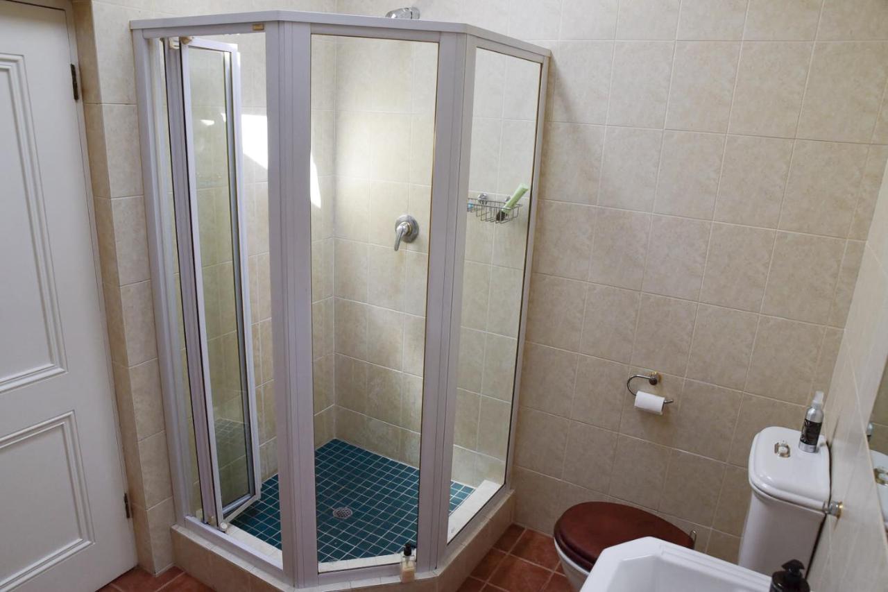 On Pinewood Guest House كيب تاون المظهر الخارجي الصورة