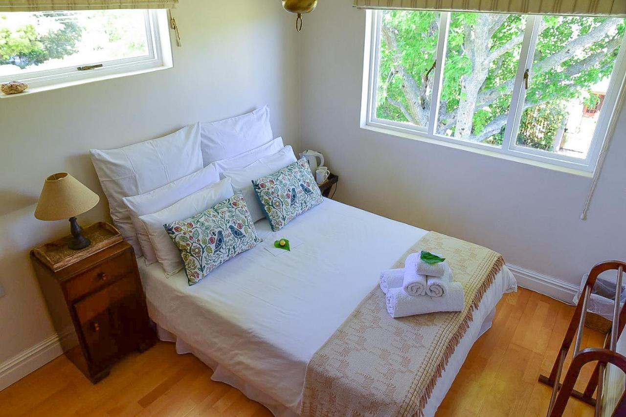 On Pinewood Guest House كيب تاون المظهر الخارجي الصورة